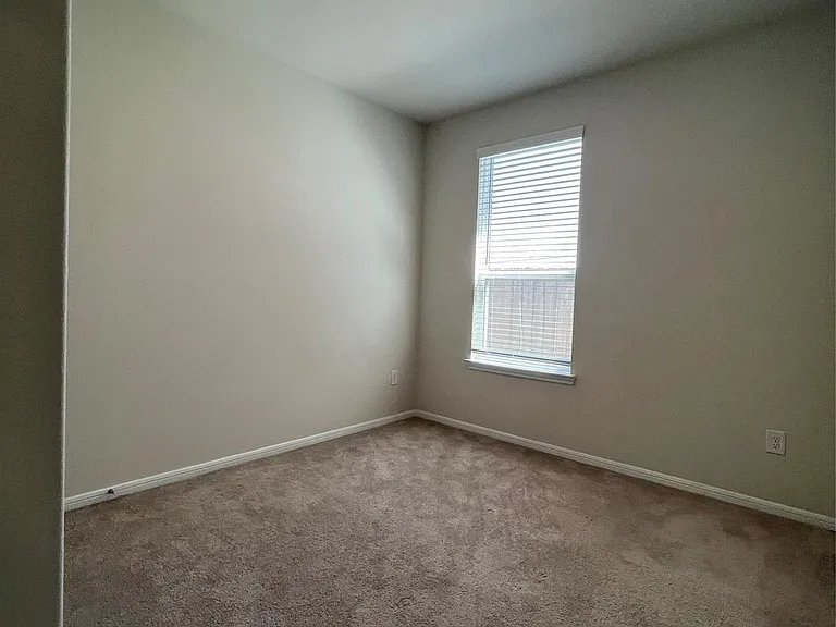 4410 Rushing Ridge Ct — Photo 15