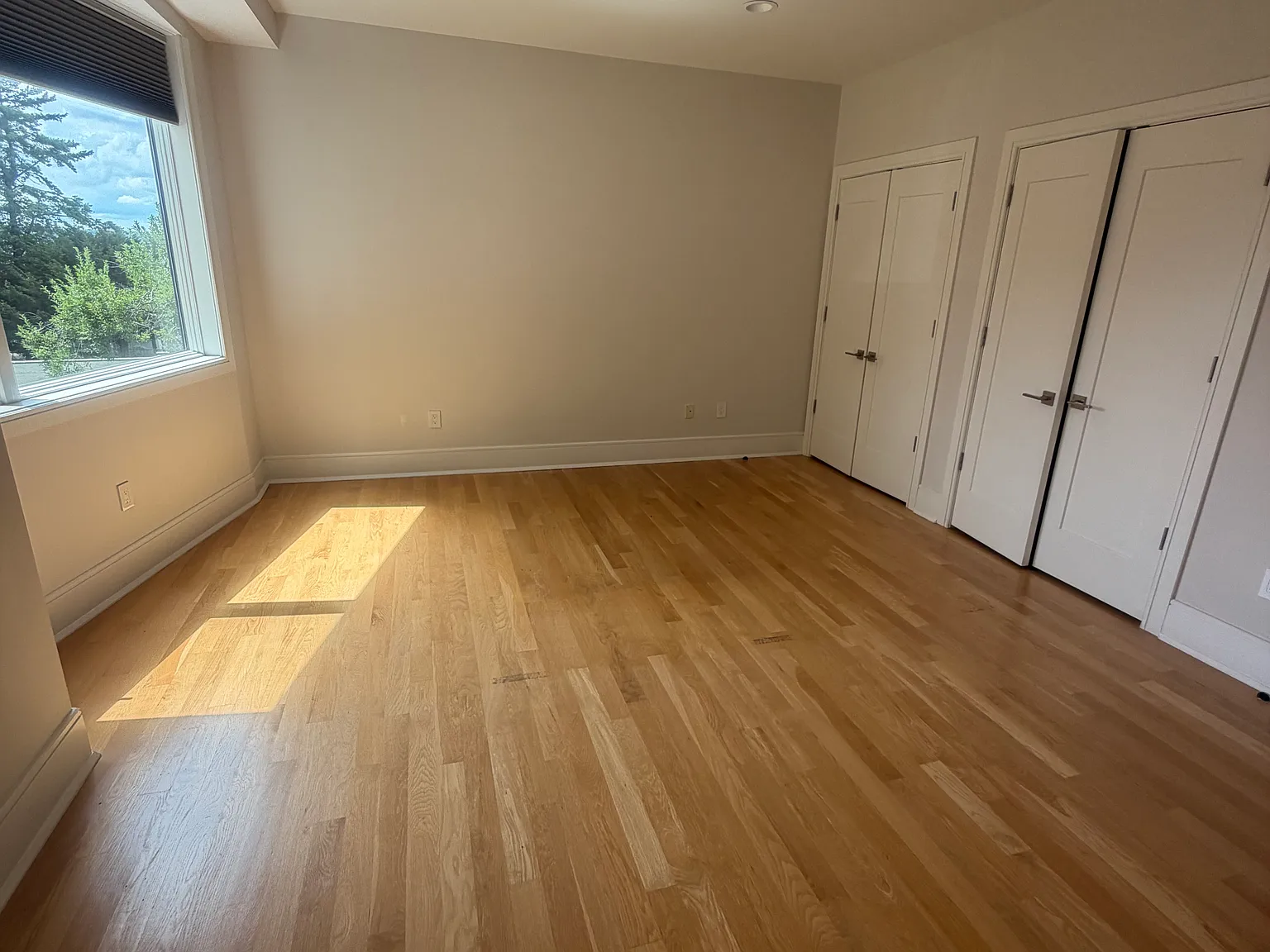 255 Broadway — Photo 3