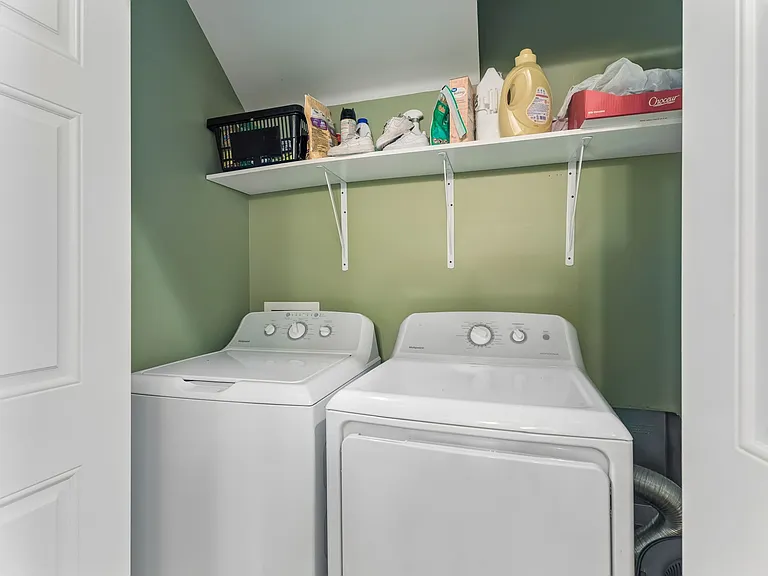 22 Twin Oaks Dr — Photo 23