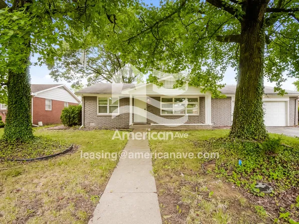 47 S Coventry Dr, Anderson, IN 46012