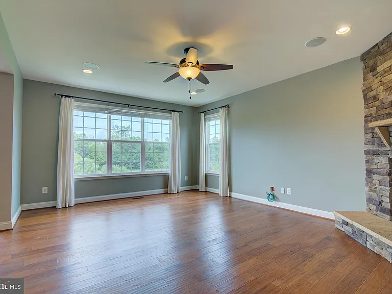 13481 Arcadian Dr — Photo 18