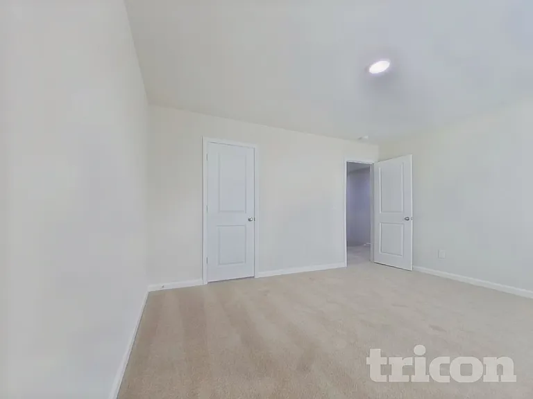 717 Vanguard St — Photo 11