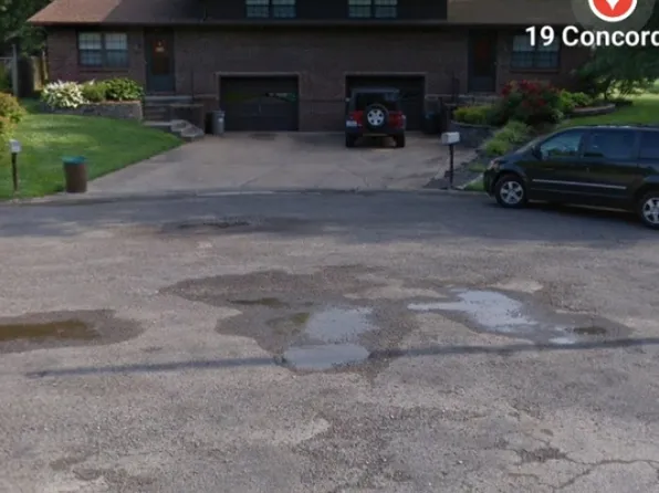 19 Concord Dr, Millstadt, IL 62260
