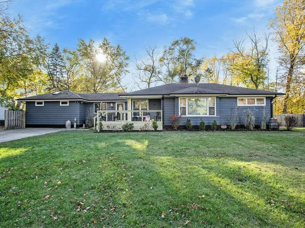 310 S Smith St, New Buffalo, MI 49117