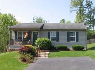 1628 Chatham Rd, Waynesboro, VA 22980
