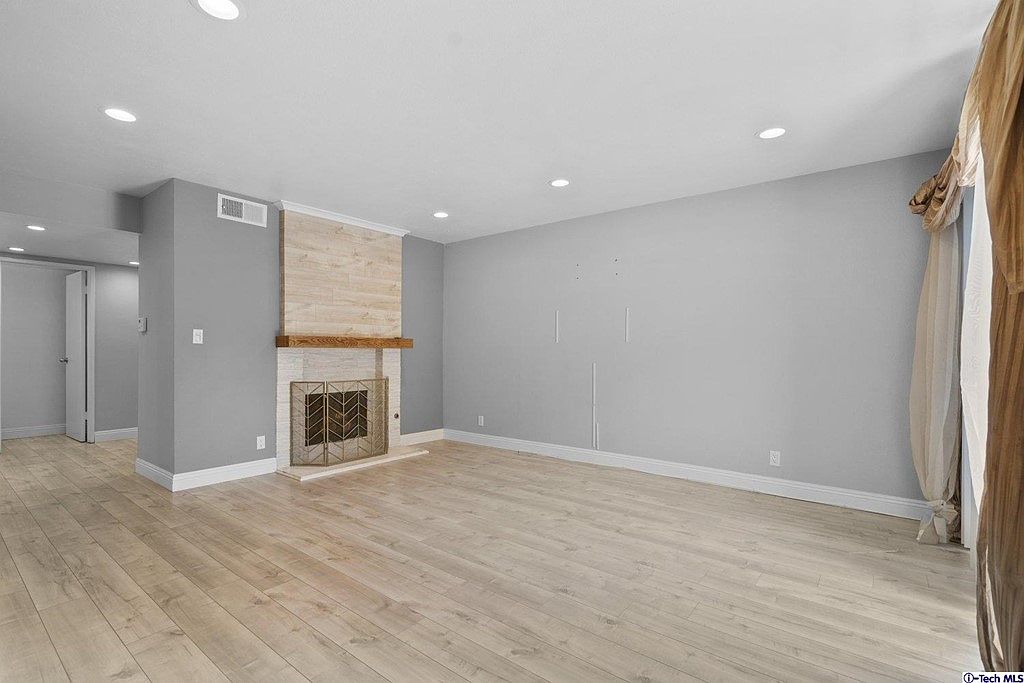 21333 Lassen St UNIT 2D, Chatsworth, CA 91311 Zillow