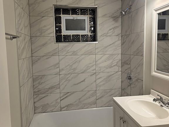 5th image of 2901 S Harlem Ave APT 9