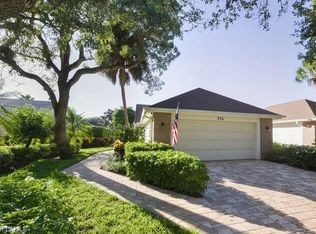 254 Edgemere Way E, Naples, FL 34105