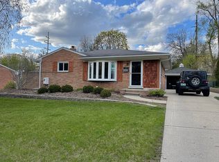 489 Thalia Ave, Rochester Hills, MI 48307