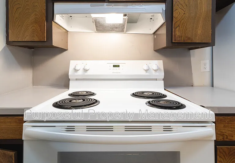 518 N Ponca Ave #4 — Photo 9