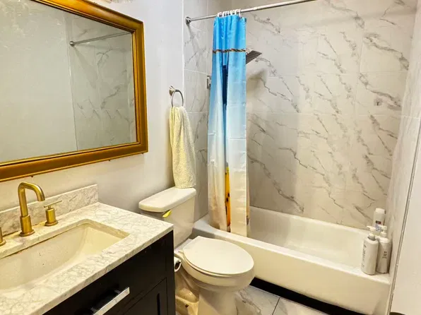 251 E Colorado Blvd #4, Arcadia, CA 91006