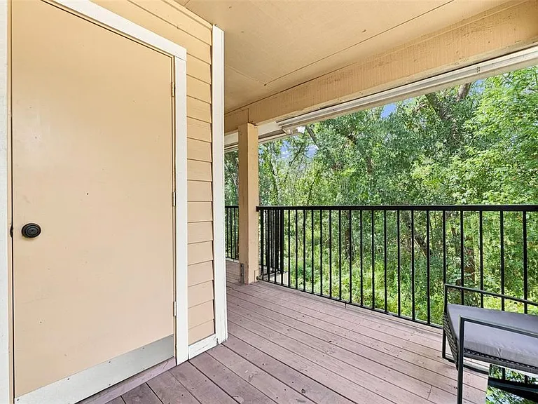 8630 Mallard Reserve Dr #203 — Photo 24