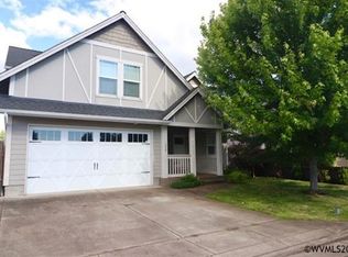 1036 Turtledove Loop, Lebanon, OR 97355