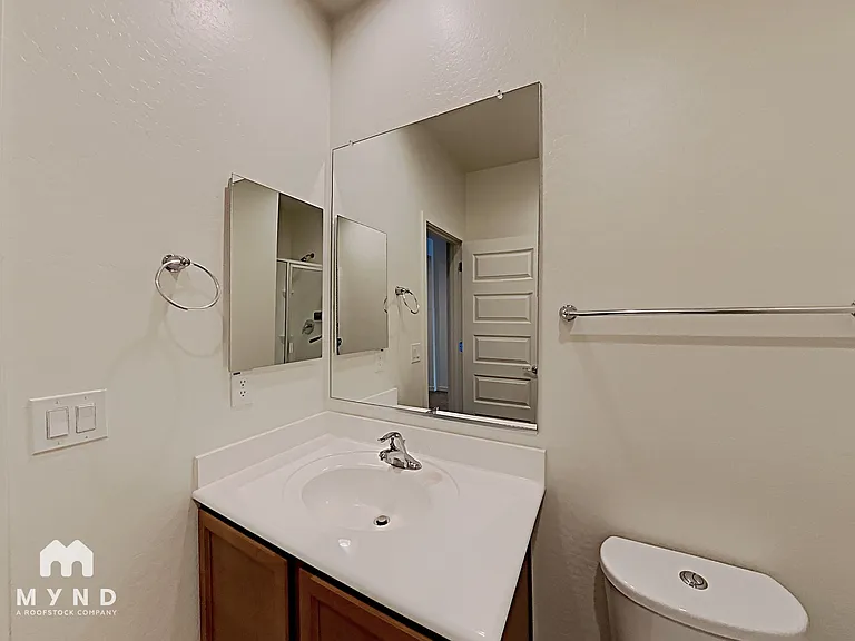 565 W Tallula Trl — Photo 14