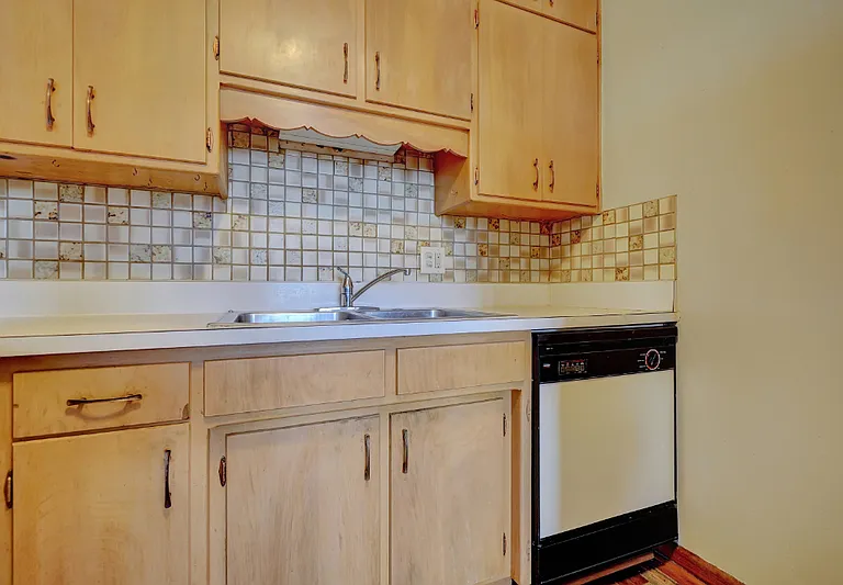 1641 Prospect St #3 — Photo 7