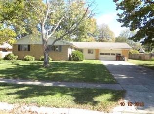 424 Katy Ln, Englewood, OH