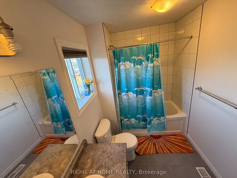 133 Templewood Dr — Photo 26