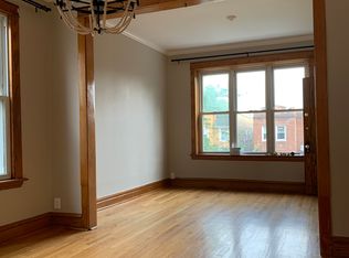 5218 W Montrose Ave #2, Chicago, IL 60641