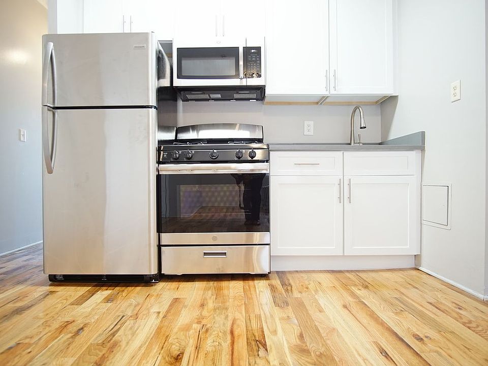 2nd image of 1150 Dekalb Ave APT B1