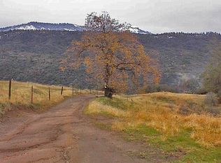 Hogback Road, Pinehurst, CA 93641