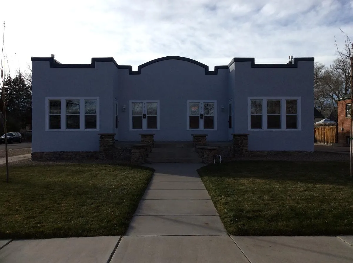 2201 Court Street — Photo 1