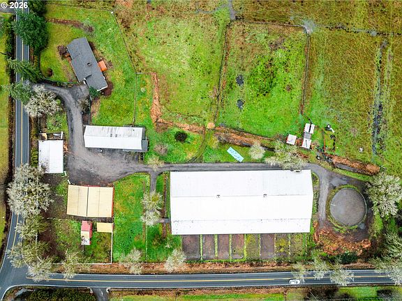 3rd image of 24503 NE Crawford Rd