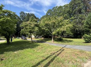 7214 Lawyers Rd, Charlotte, NC 28227