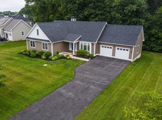 41 Palmer River Rd, Swansea, MA 02777