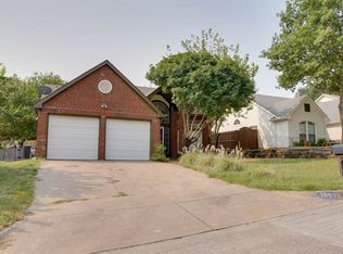 10029 Long Rifle Dr, Fort Worth, TX 76108