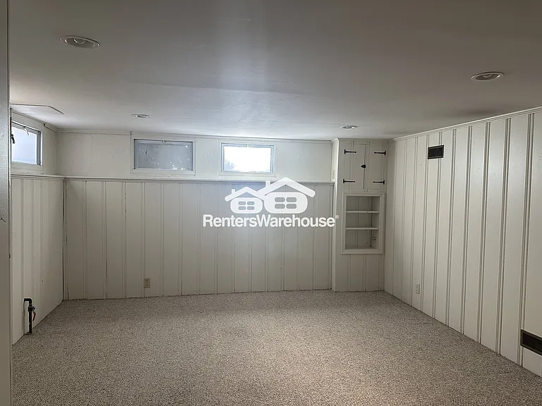 6518 Loch Hill Ct — Photo 13