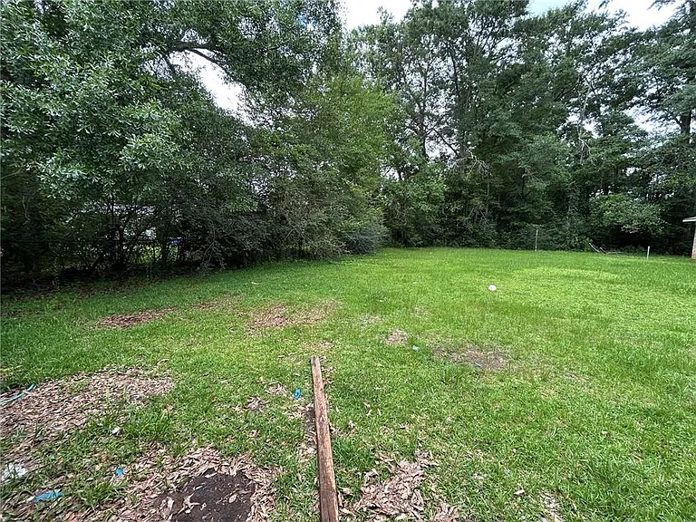 8130 Center St — Photo 16