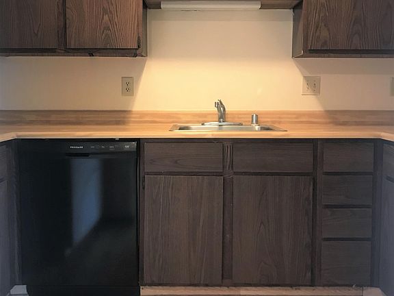 Kitchen with Dishwasher