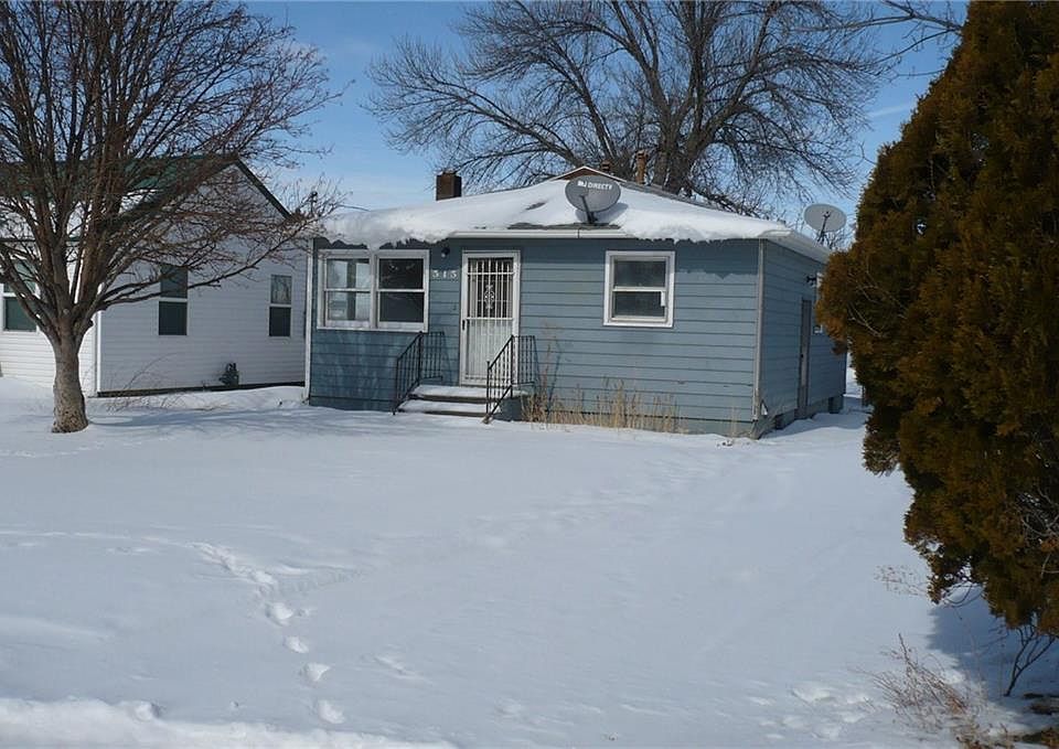 2nd image of 515 E Broadway Ave