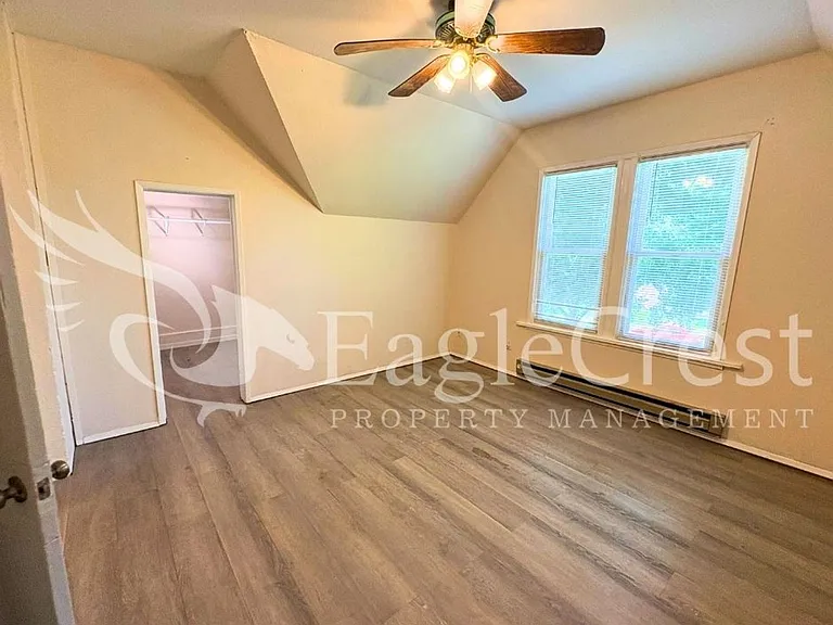 532 Washington St — Photo 39