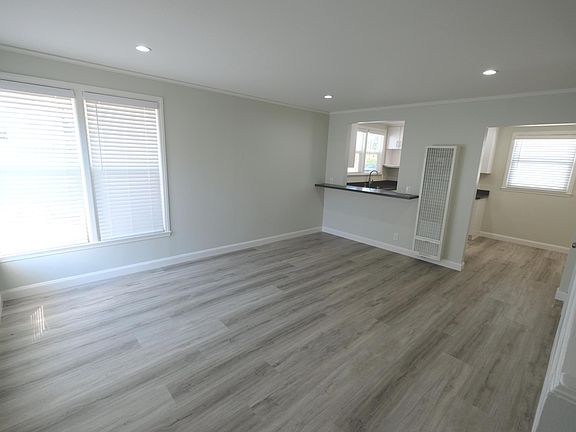 2nd image of 1110 Carlisle Dr #1110