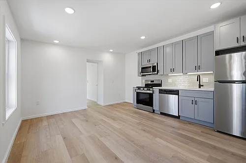Floor plan 302