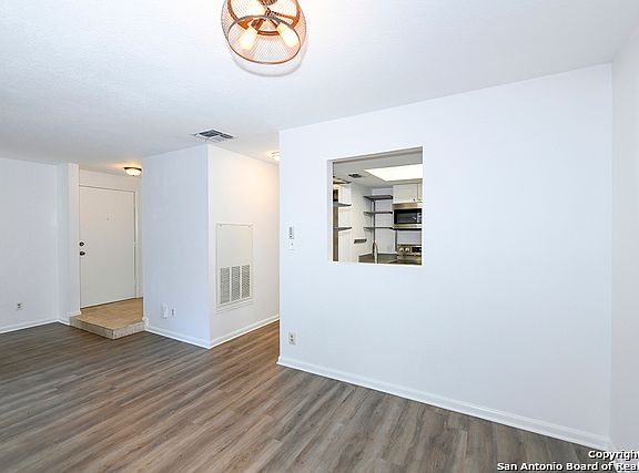 4th image of 11843 BRAESVIEW #2103
