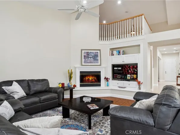 2796 Heavenly Ridge St, Thousand Oaks, CA 91362