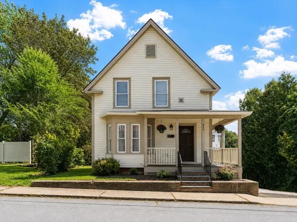 460 Pleasant St, Gardner, MA 01440