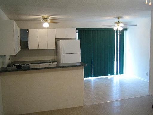 2nd image of 4827 CASTLE INN DR