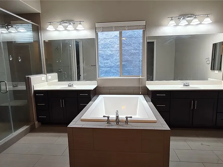 2868 Josephine Dr — Photo 25