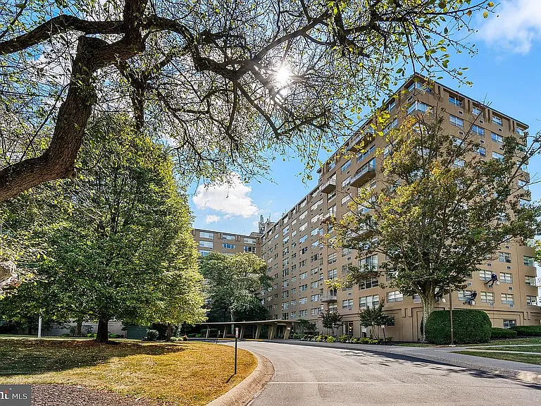 1030 E Lancaster Ave #906 — Photo 1