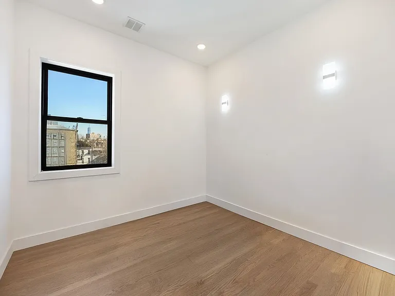 121 Prospect St #2 — Photo 12