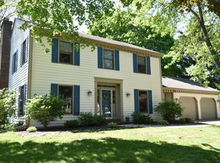 1779 Linden Ct, Grafton, WI 53024