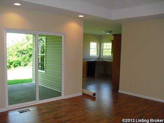 5th image of 38 Quail Hollow Dr