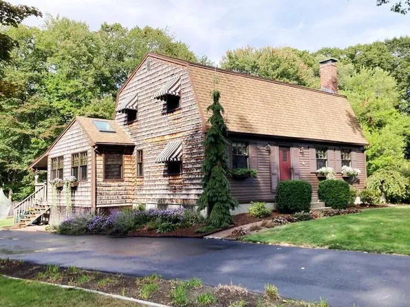 60 Southgate Rd, Franklin, MA 02038