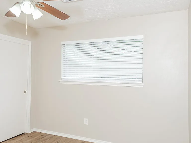 6926 Bullinger Dr — Photo 10