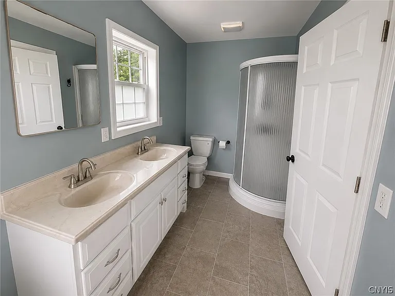 923 Emmett St — Photo 29