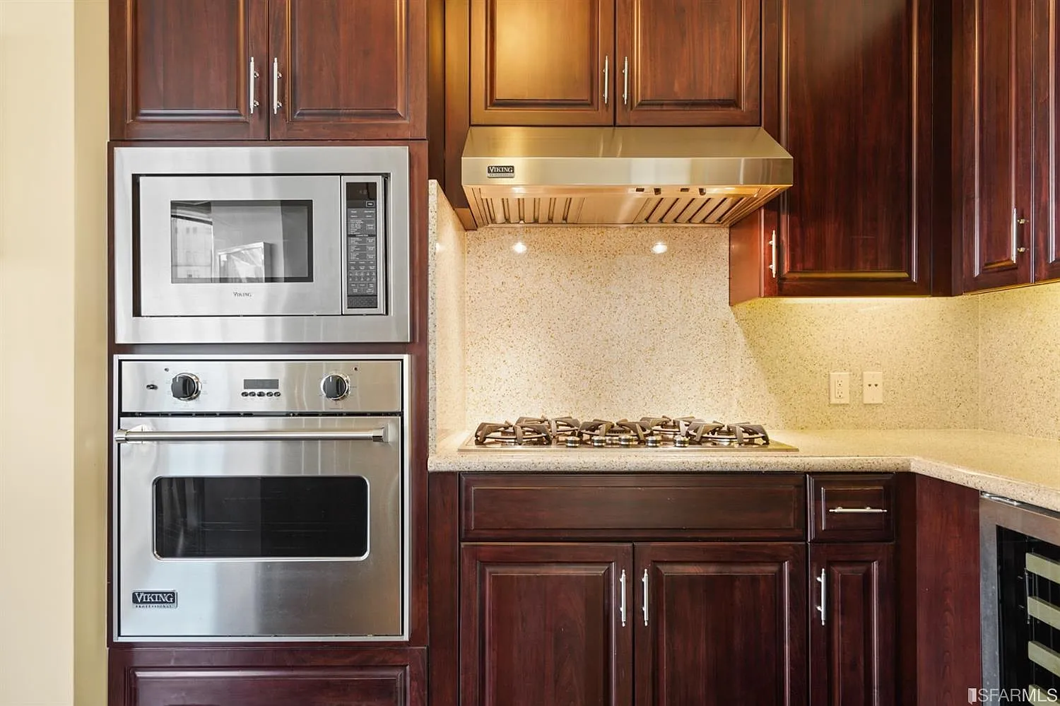 690 Market St Unit 1605 - Photo 7