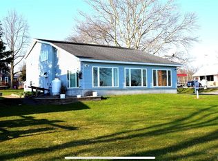 10 Mill St, Constantia, NY 13044